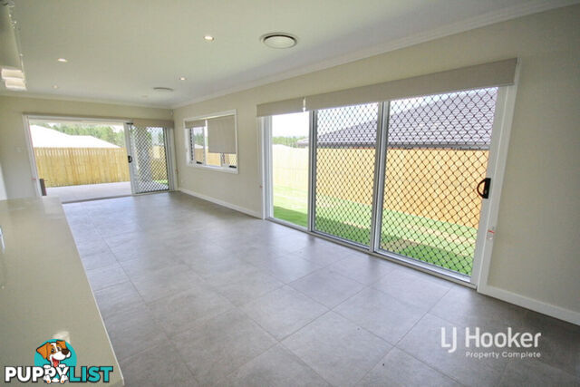 24 Skyblue Circuit YARRABILBA QLD 4207