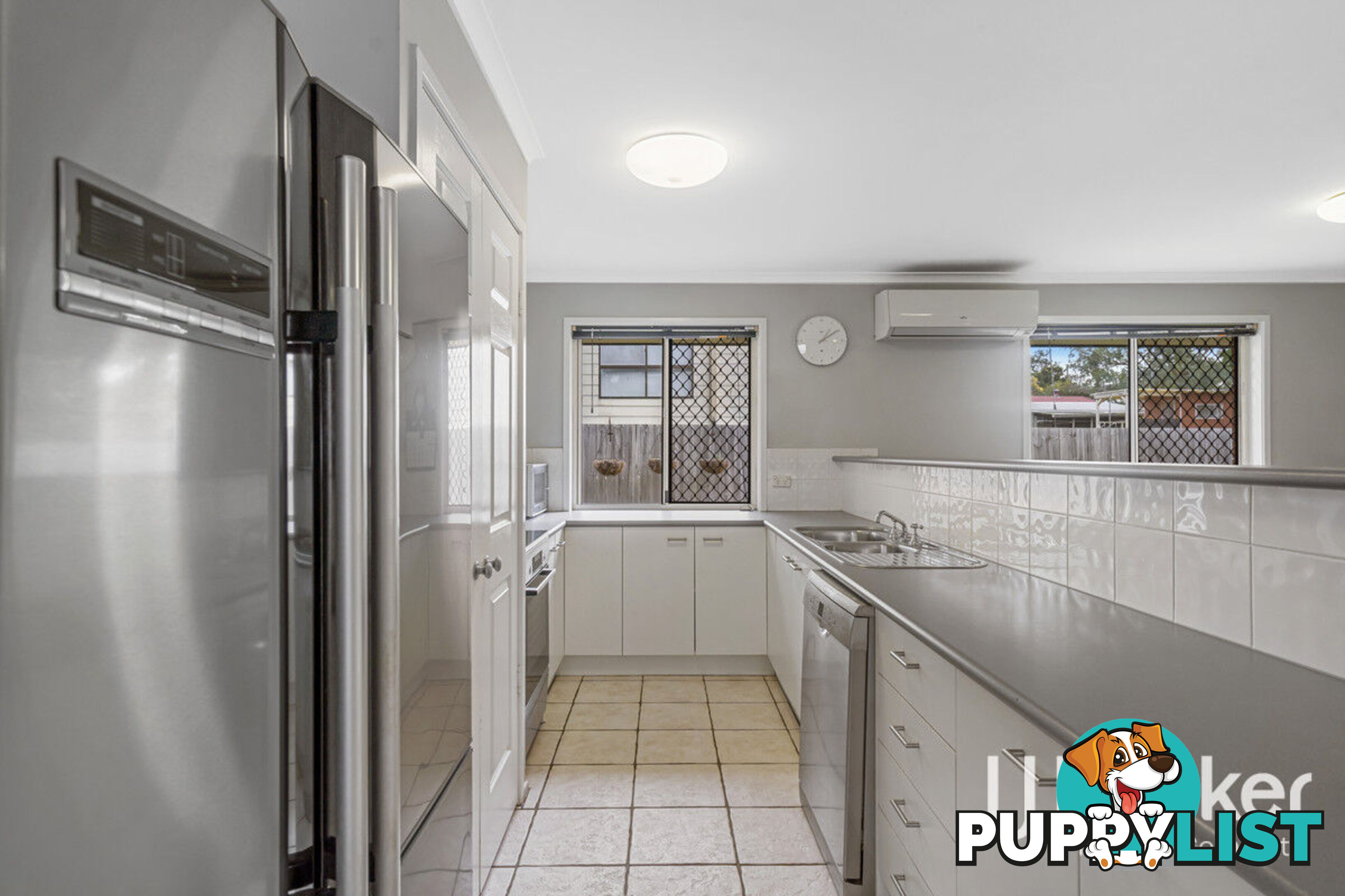 32 Queen Street JIMBOOMBA QLD 4280