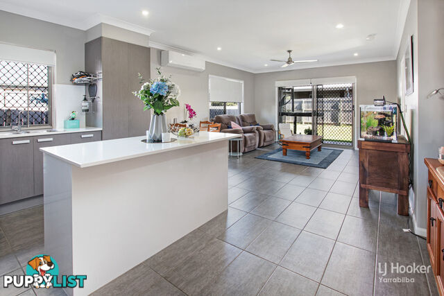 33 Seawest Street YARRABILBA QLD 4207