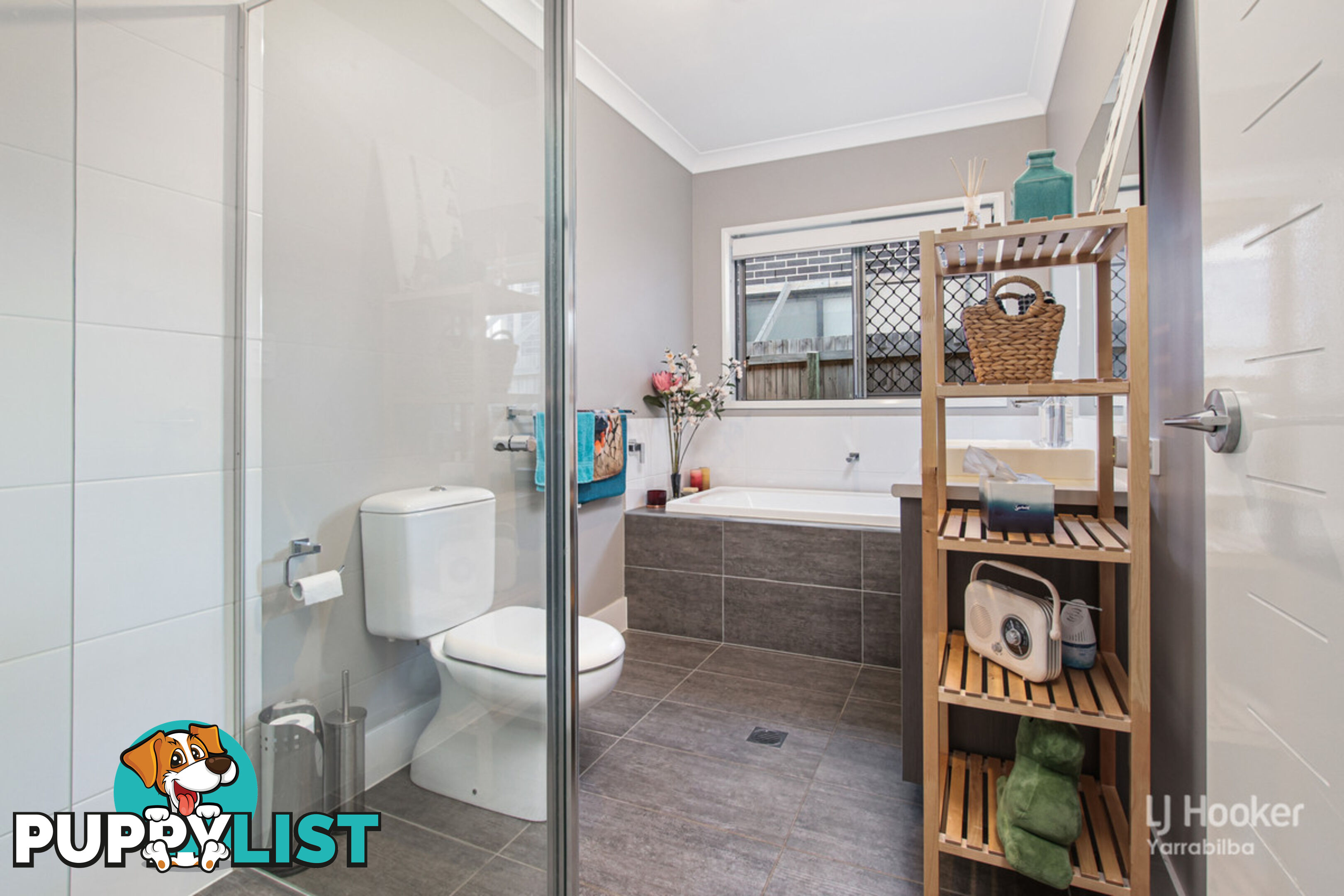 33 Seawest Street YARRABILBA QLD 4207