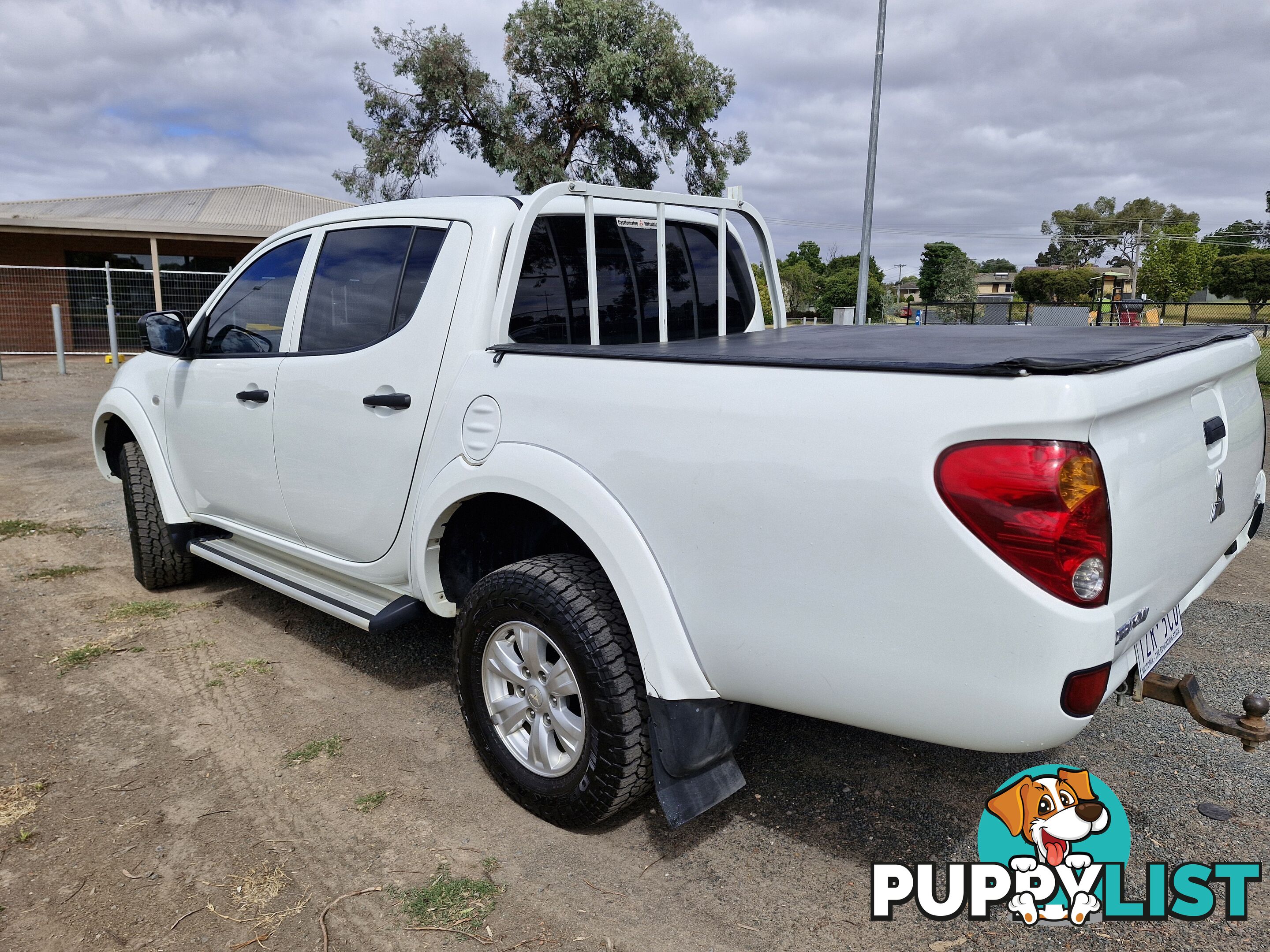 2014 Mitsubishi Triton MN Mitsubisi Triton GLX + SUV Manual