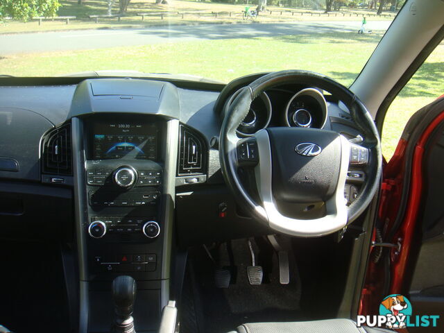 2016 Mahindra XUV500 W8 SUV Manual