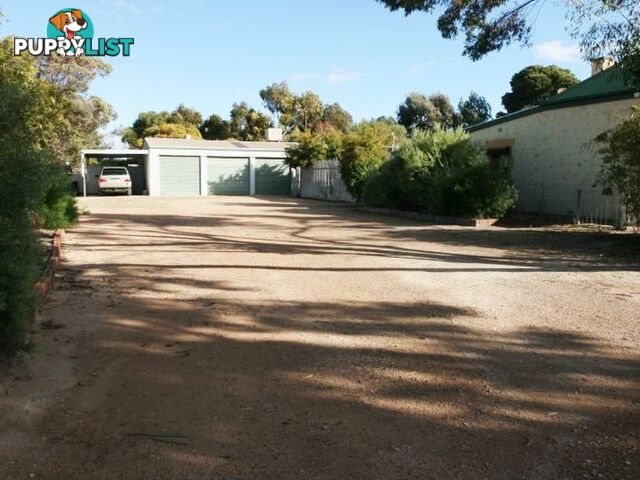 44 Port Road KADINA SA 5554