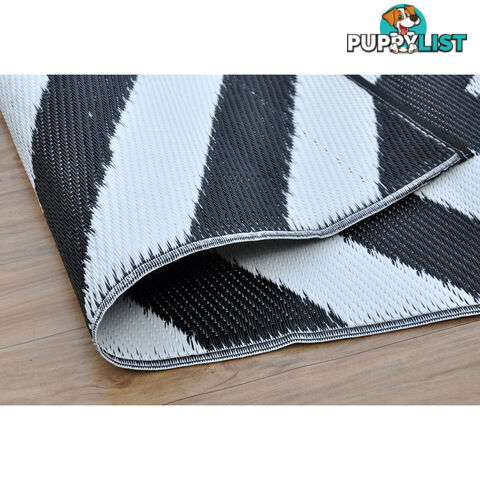 CHEVRON Rug Black & White 120x180cm