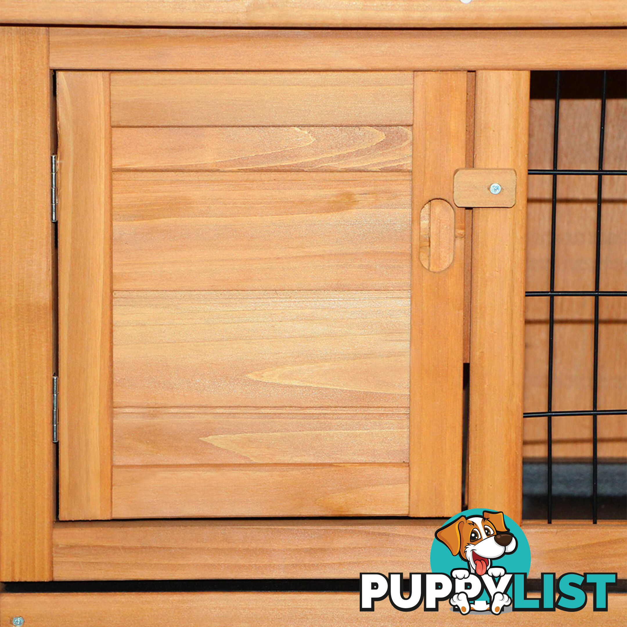 Rabbit Hutch with Hinged Lid