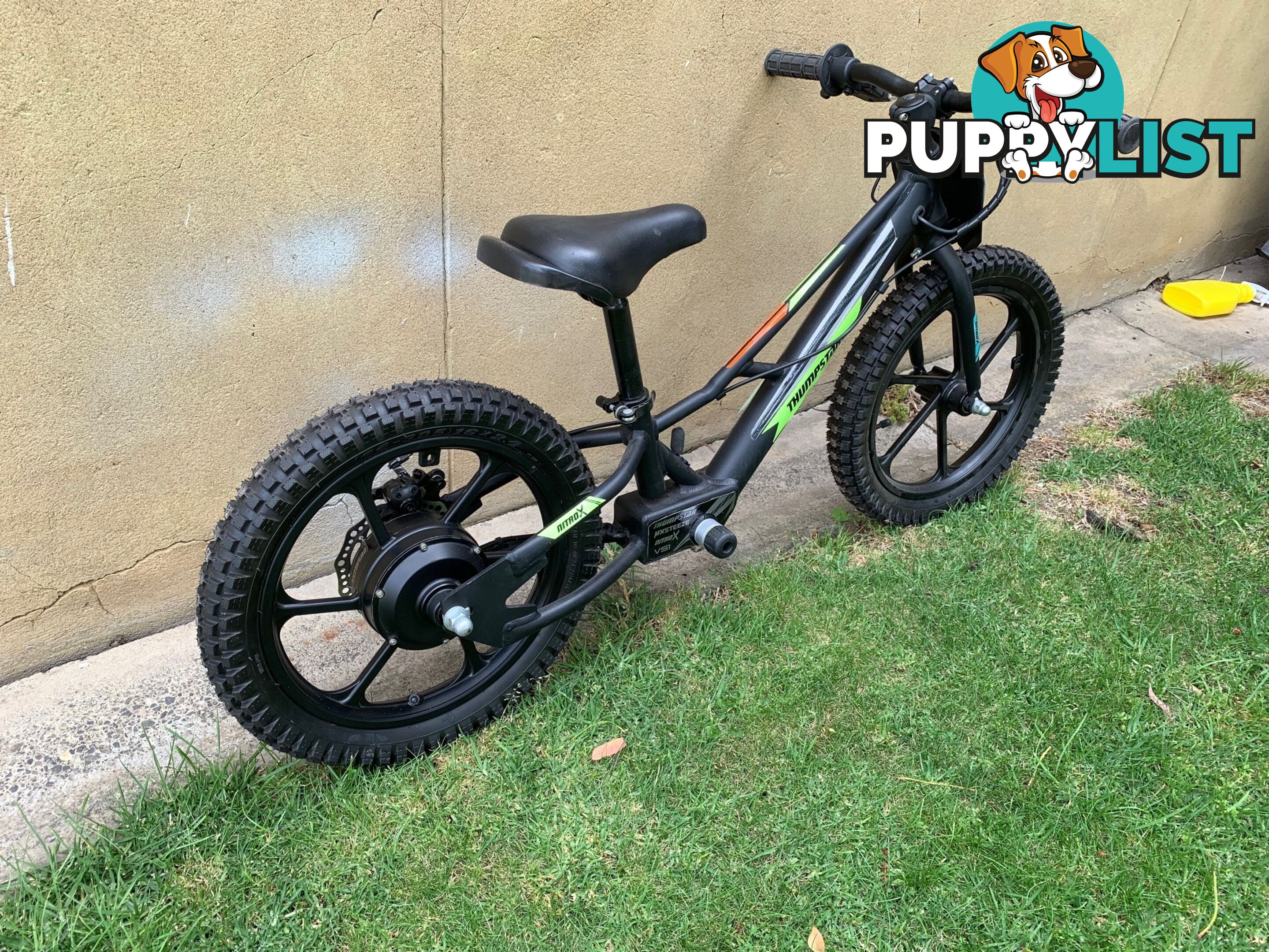 Kids electric balance bike. Unused. Suit 3 - 8 year old. $500 off purhase price!