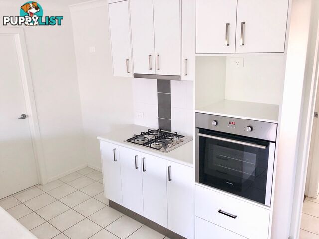 1&2/3 Victor Place LAVINGTON NSW 2641