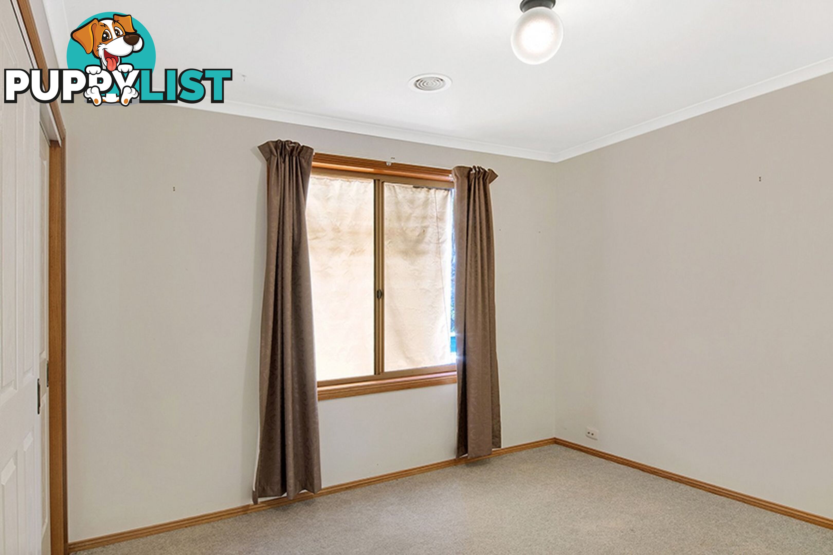 15 Fairbairn Street GLENROY NSW 2640