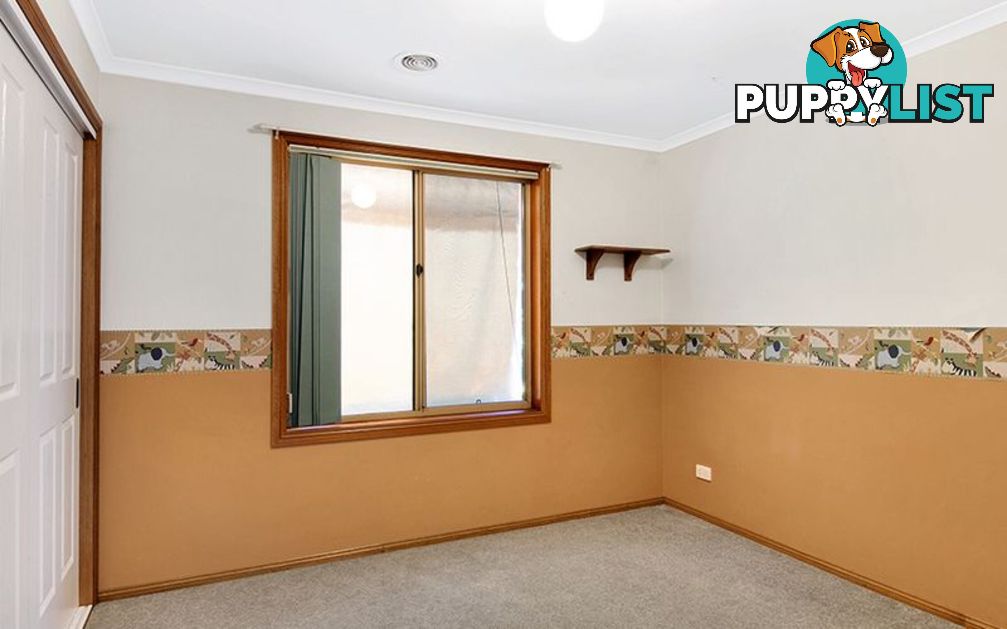 15 Fairbairn Street GLENROY NSW 2640