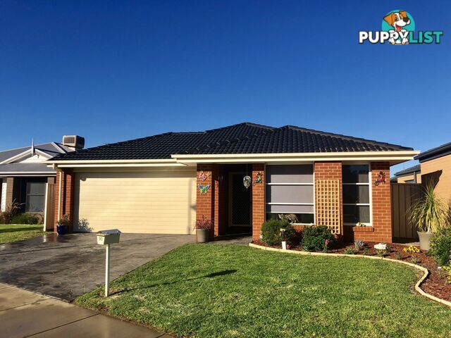 90 Greta Drive HAMILTON VALLEY NSW 2641