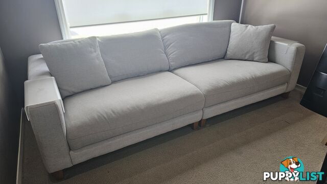 Plush 4 Seater Lounge
