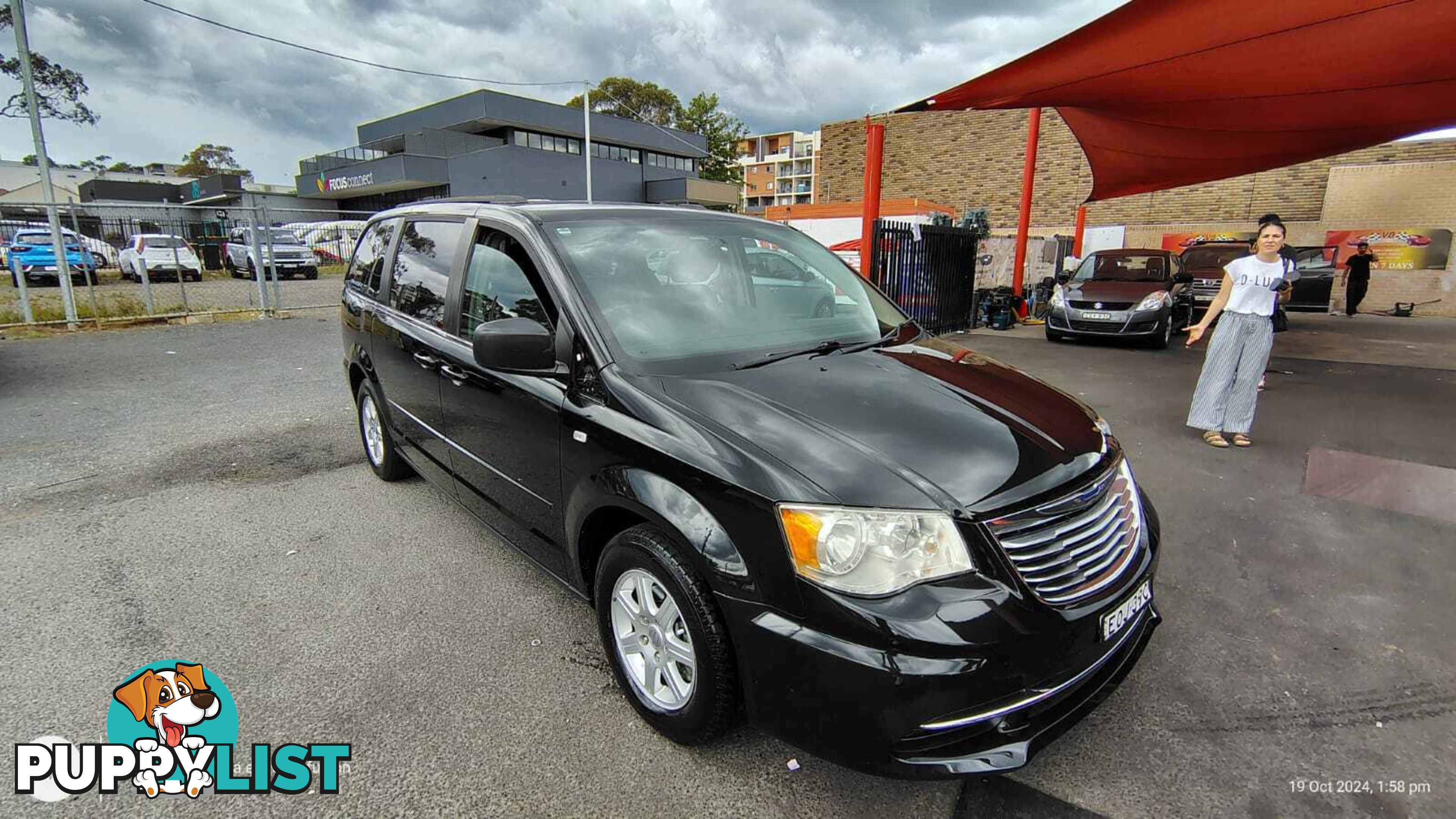 7 Seater People Mover 2014 Chrysler Grand Voyager