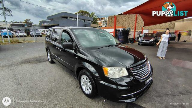 7 Seater People Mover 2014 Chrysler Grand Voyager