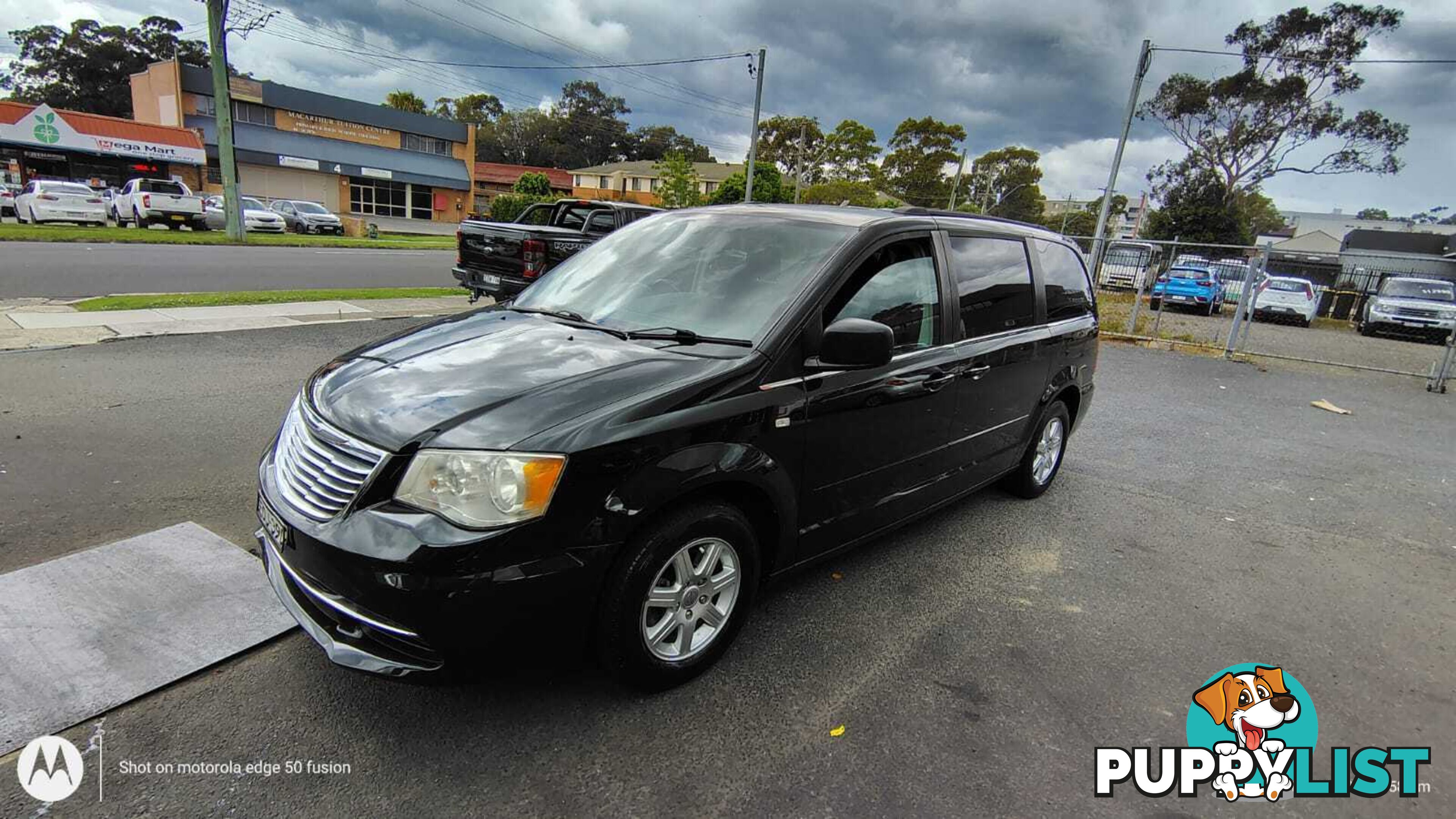 7 Seater People Mover 2014 Chrysler Grand Voyager