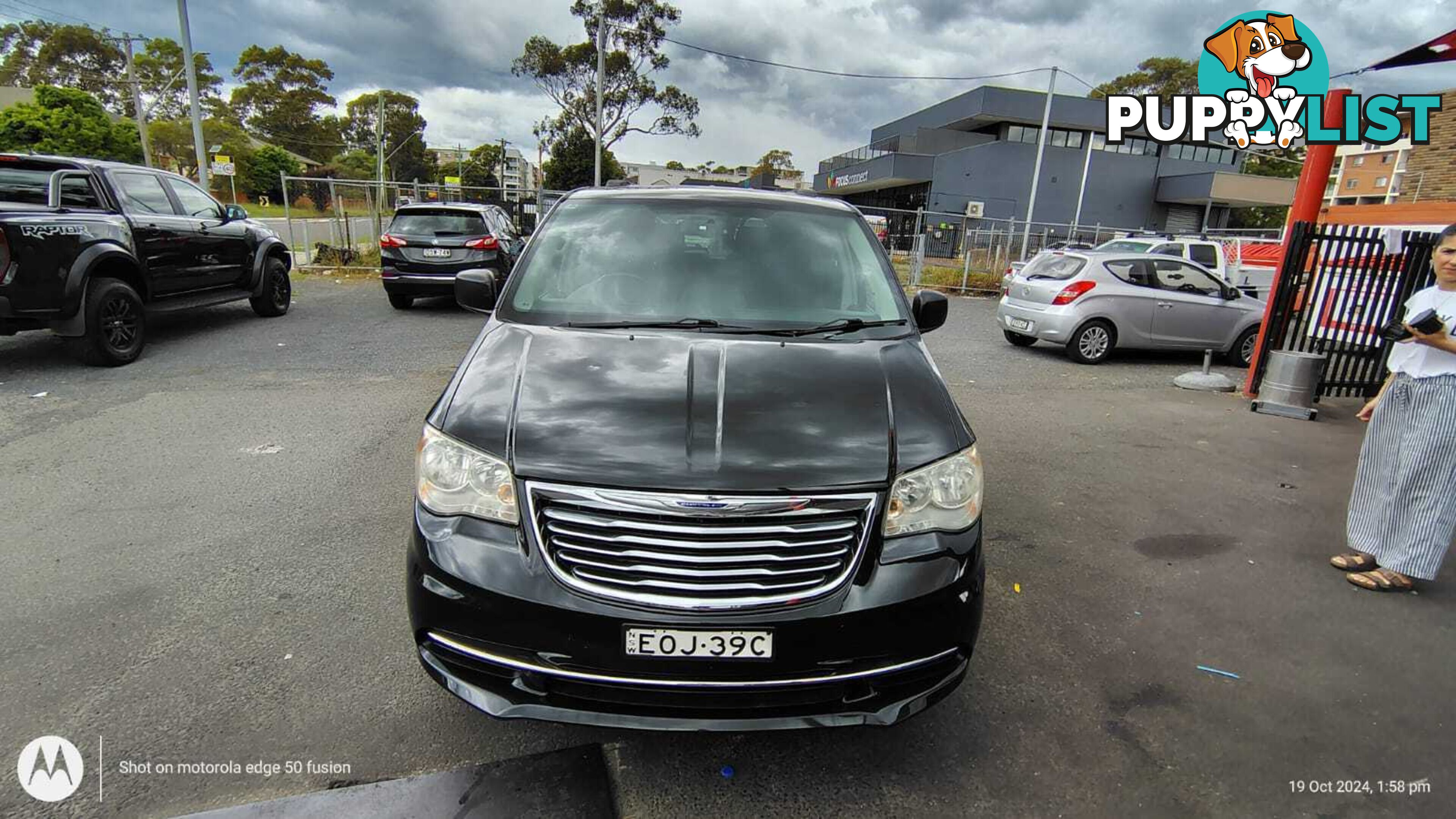 7 Seater People Mover 2014 Chrysler Grand Voyager