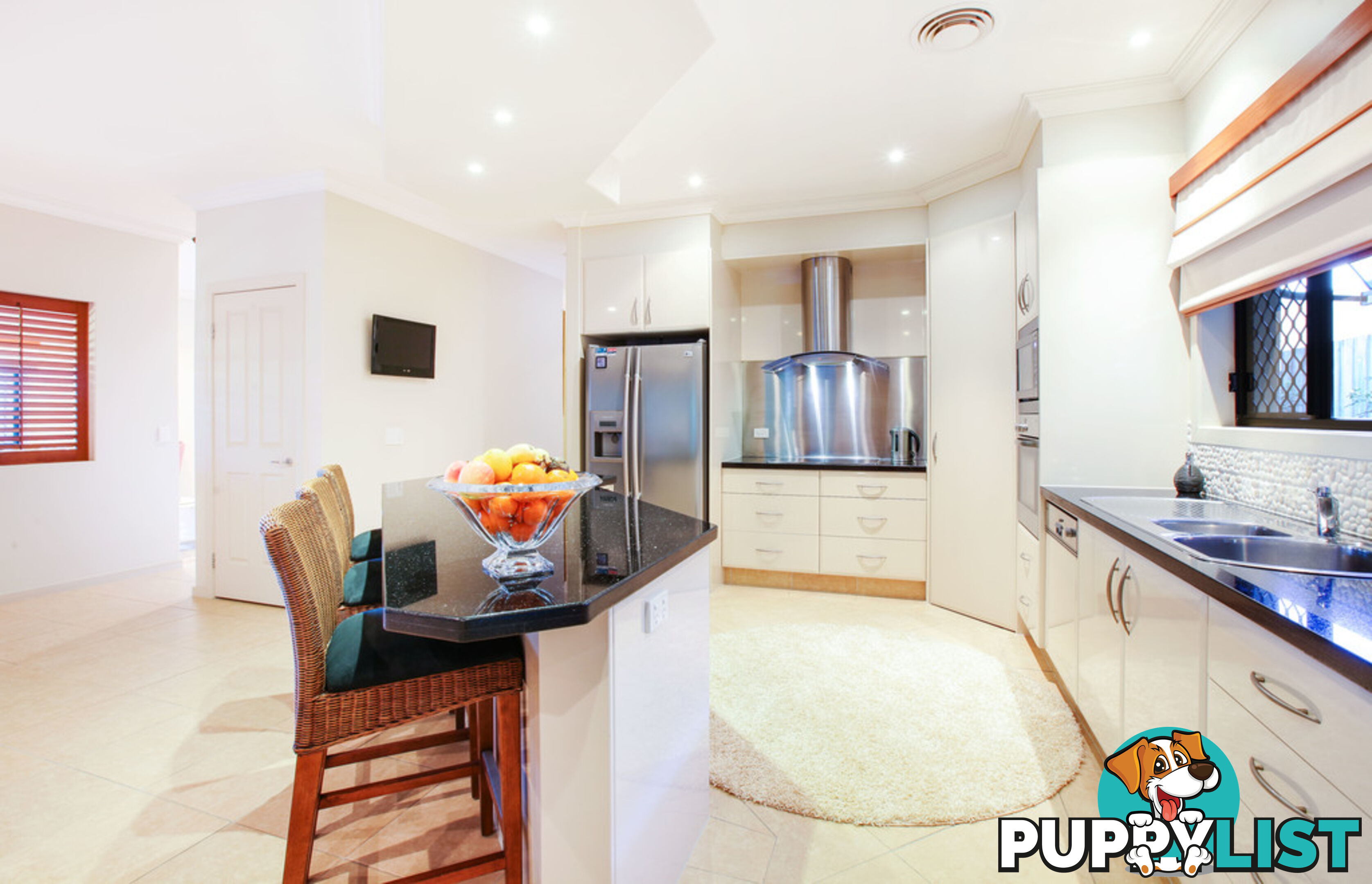 14 Mercure Place HIGHLAND PARK QLD 4211