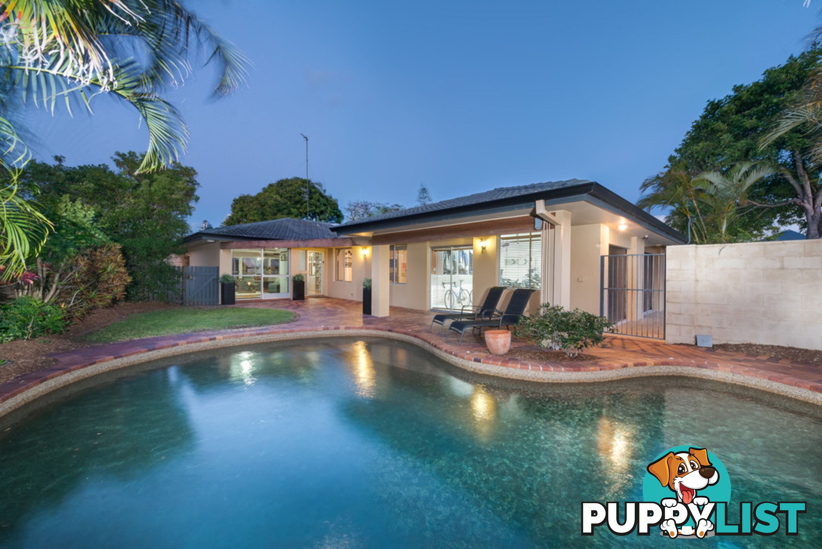 49 Gibraltar Drive ISLE OF CAPRI QLD 4217