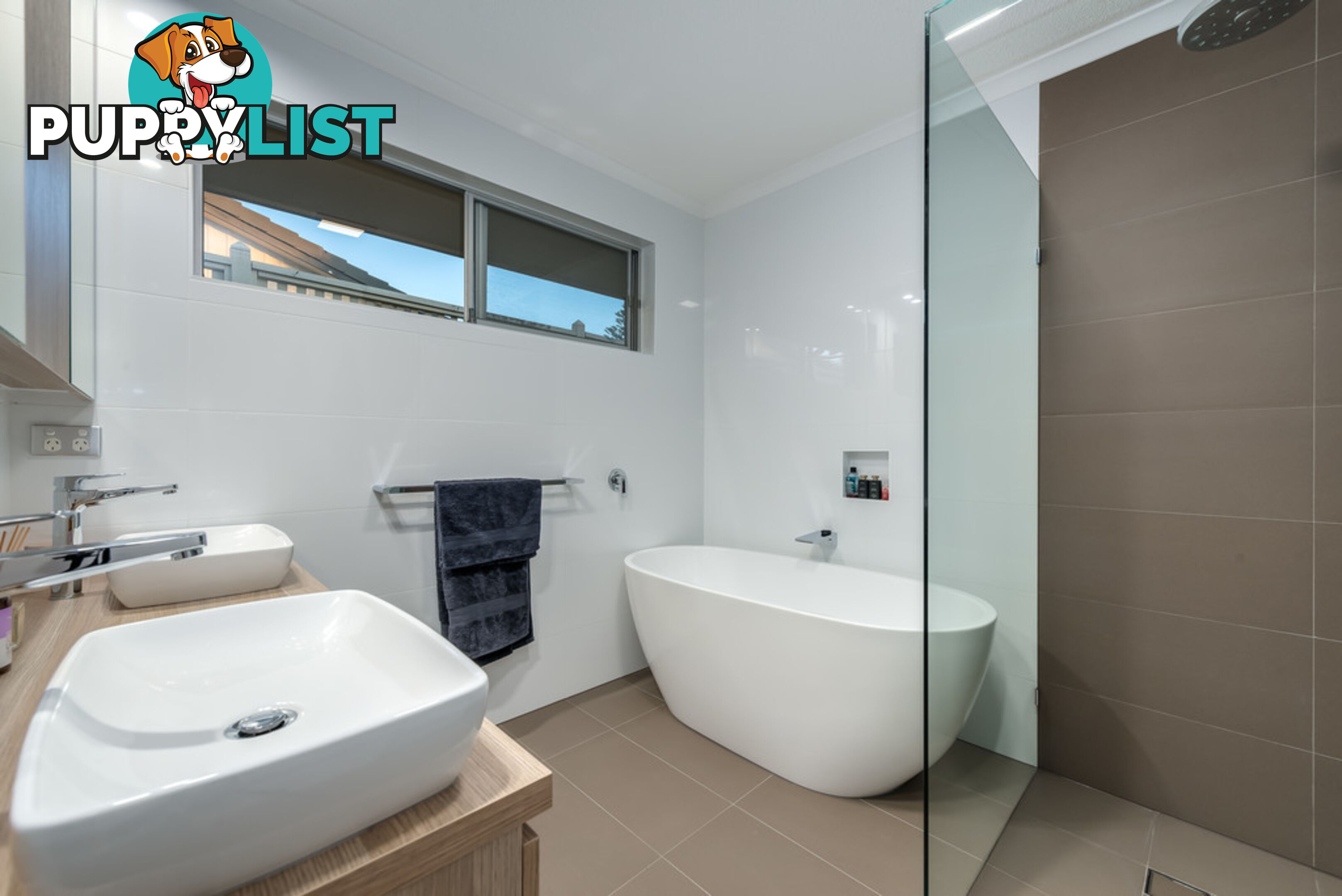 49 Gibraltar Drive ISLE OF CAPRI QLD 4217