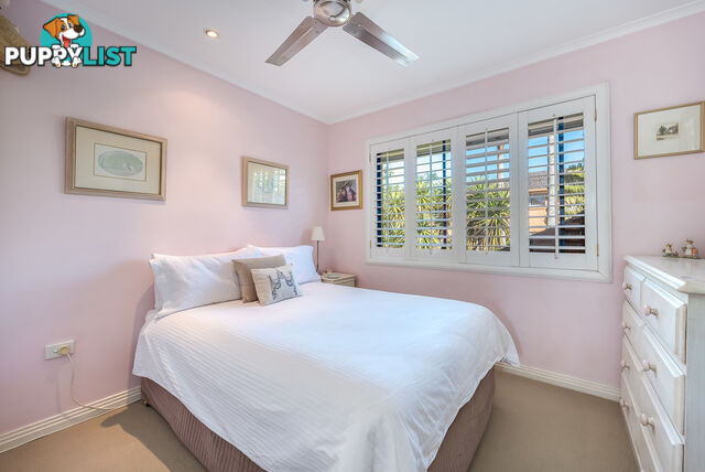 122 Slatyer Avenue BUNDALL QLD 4217