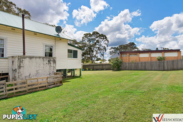 11 Broughton Street WEST KEMPSEY NSW 2440