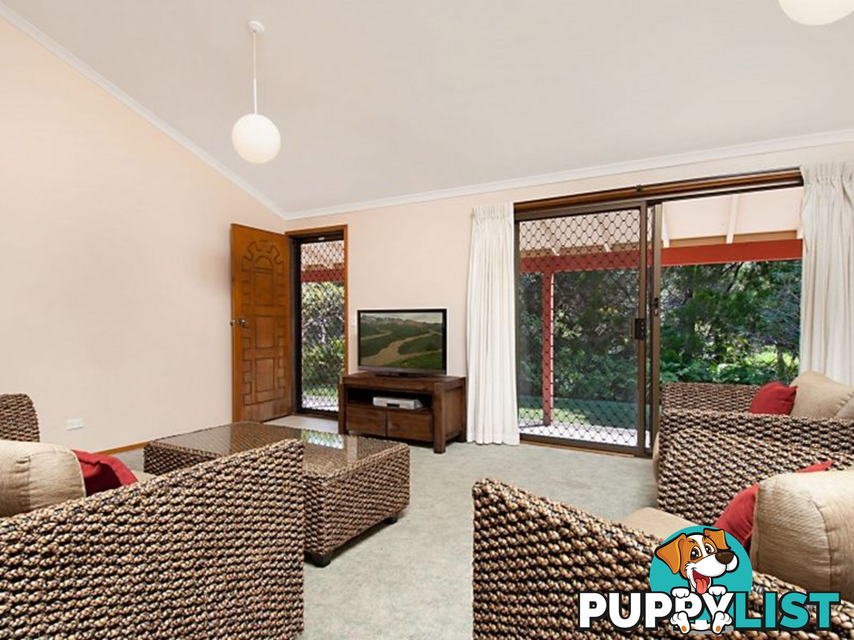 2 MACGREGOR STREET SUFFOLK PARK NSW 2481