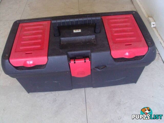 Medium Size Tools Box in great condition