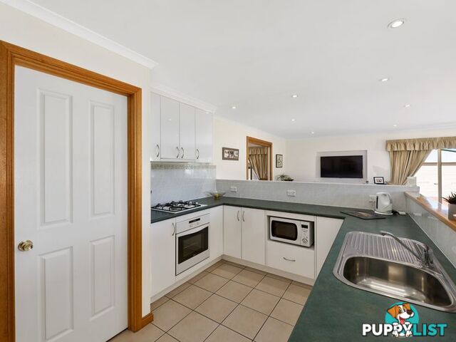 230 Carlton Beach Road DODGES FERRY TAS 7173