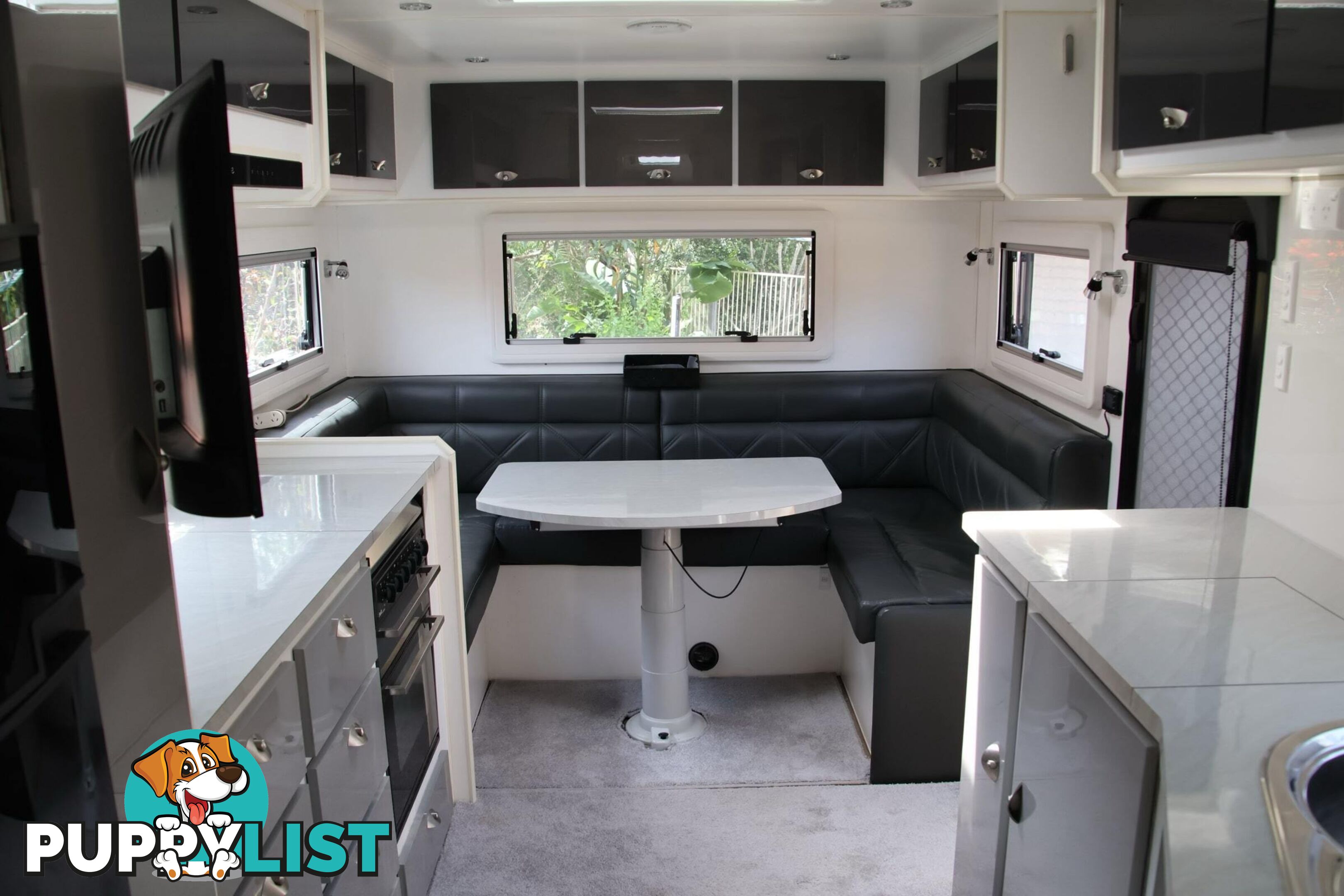 2018 JB Caravans Dirt Road Xtreme Club Lounge Off Road