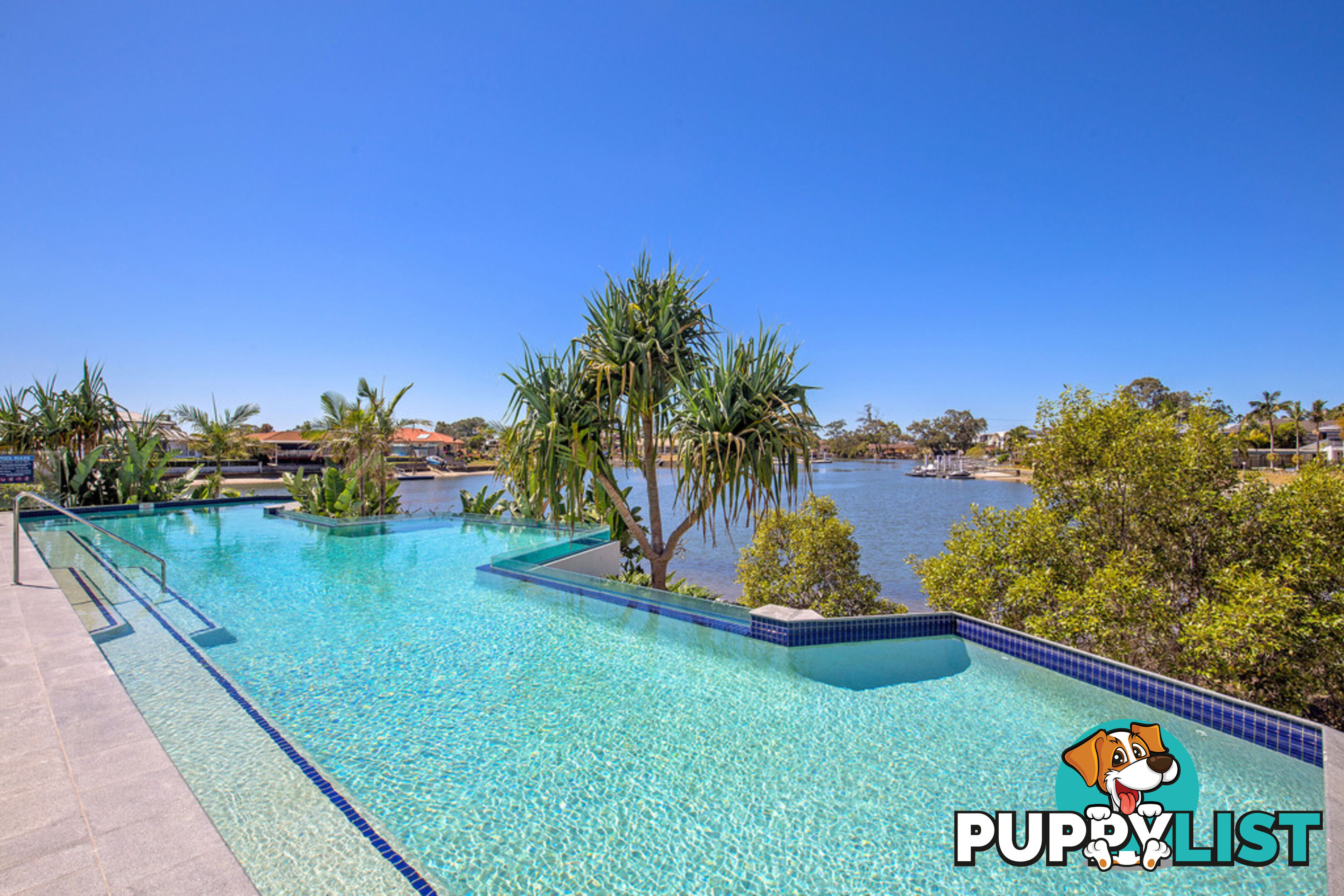 3704 / 5 HARBOURSIDE COURT BIGGERA WATERS QLD 4216