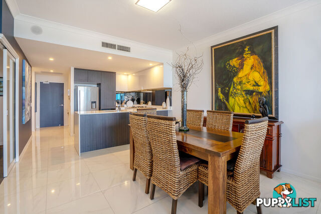 3704 / 5 HARBOURSIDE COURT BIGGERA WATERS QLD 4216