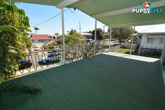 22 Kate Street WOODY POINT QLD 4019