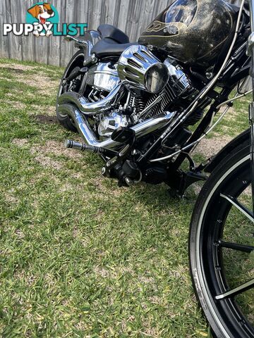 2016 Harley-Davidson Breakout 103 (FXSB)