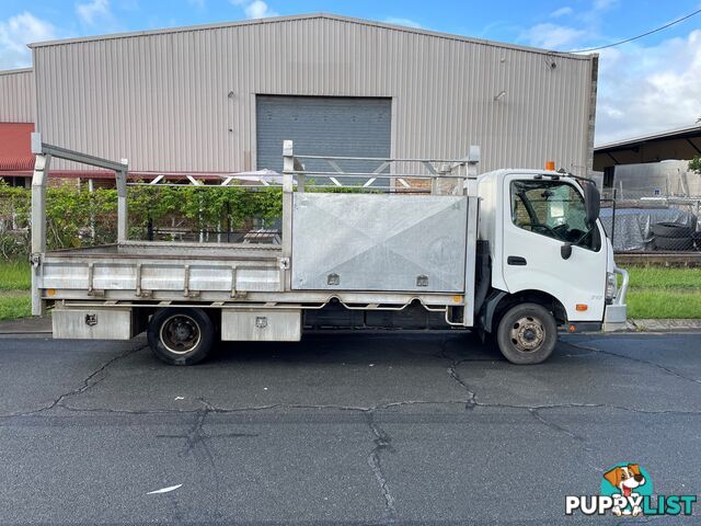 2013 Hino 300 Series Tray Truck with toolboxes