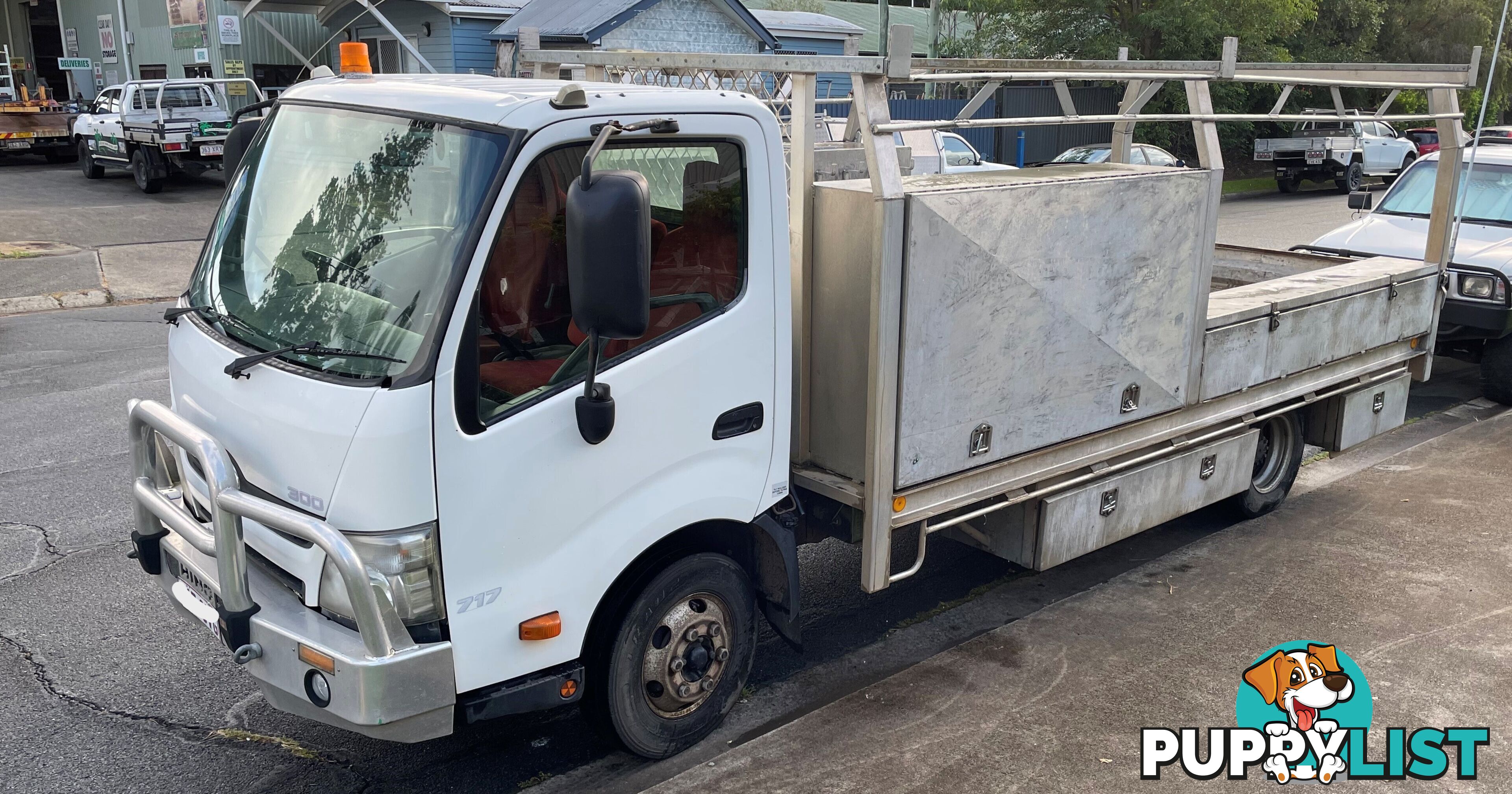 2013 Hino 300 Series Tray Truck with toolboxes