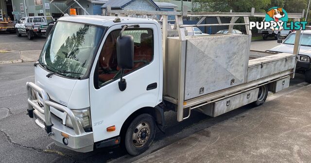 2013 Hino 300 Series Tray Truck with toolboxes