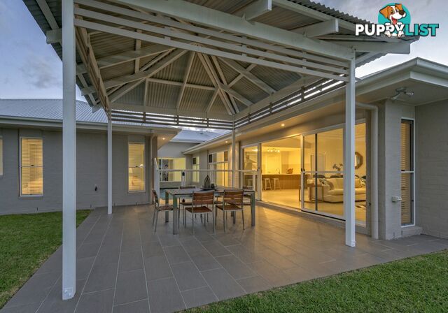 16 Warabi Crescent NORTH LAKES QLD 4509