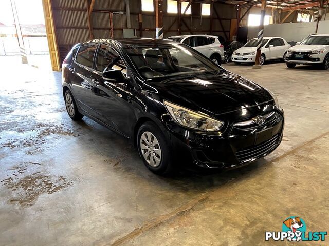 2015 HYUNDAI ACCENT ACTIVE RB2 MY15 5D HATCHBACK