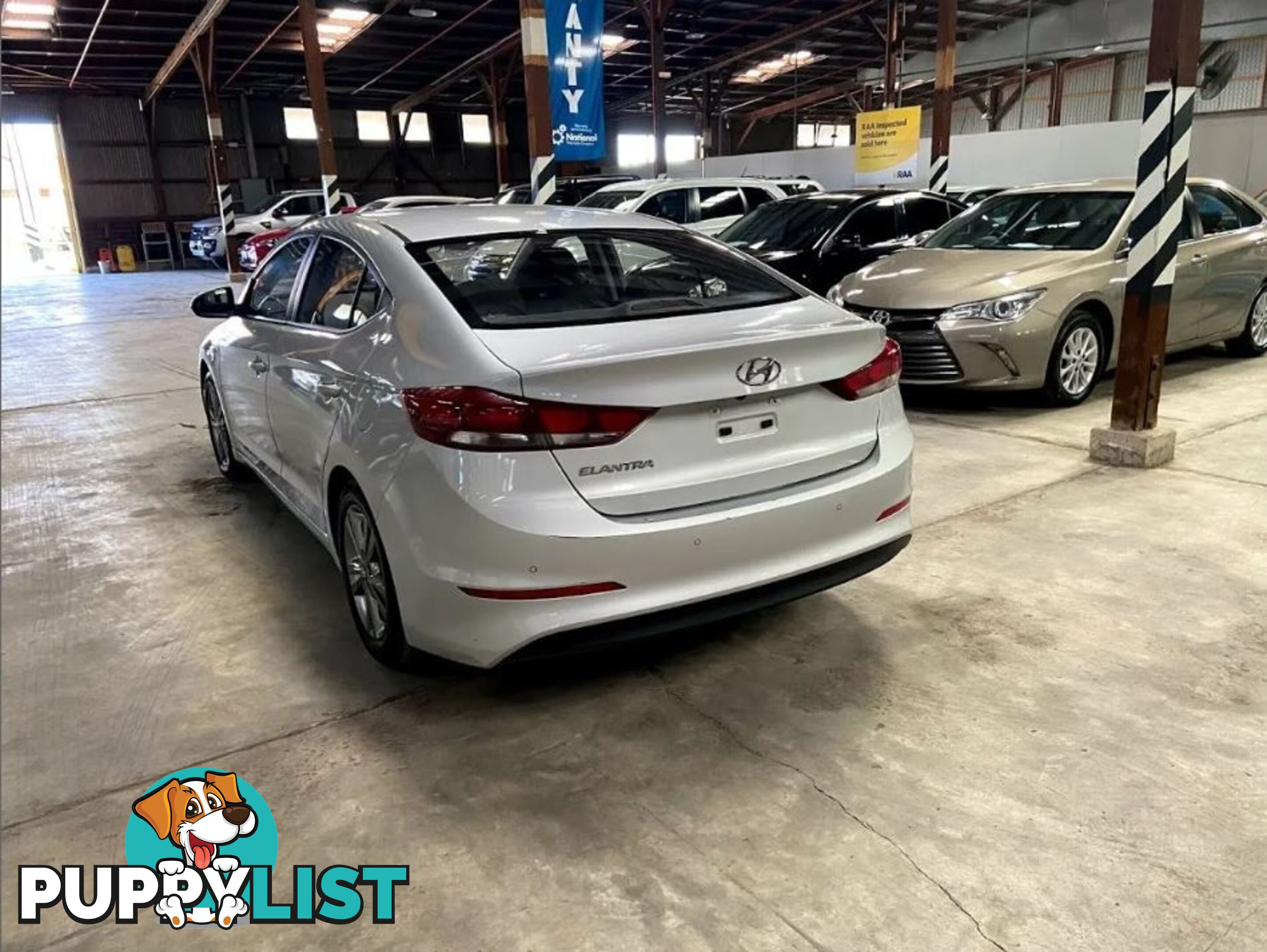 2016 HYUNDAI ELANTRA ACTIVE 2.0 MPI AD 4D SEDAN