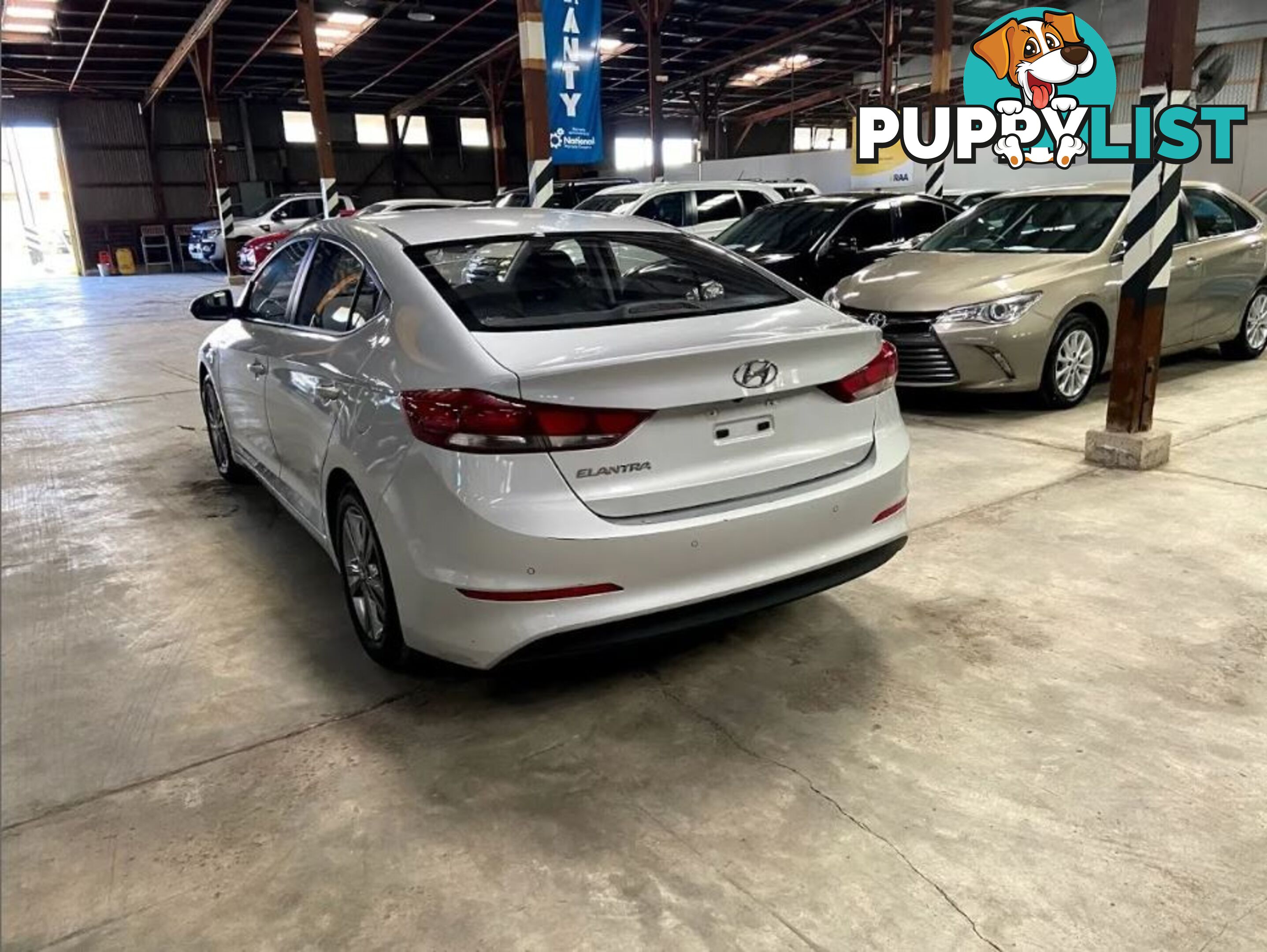 2016 HYUNDAI ELANTRA ACTIVE 2.0 MPI AD 4D SEDAN