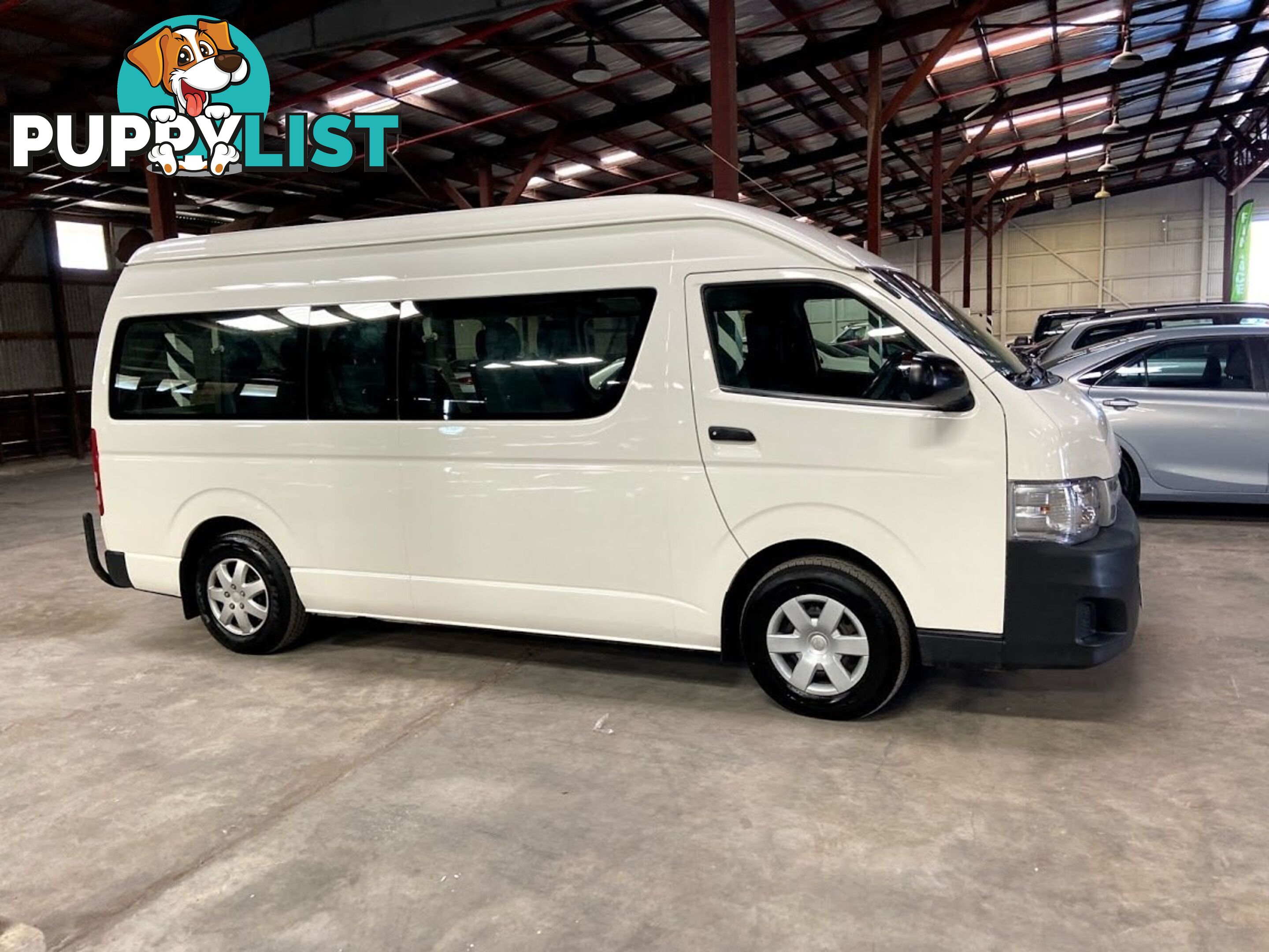 2011 TOYOTA HIACE COMMUTER KDH223R MY11 UPGRADE BUS