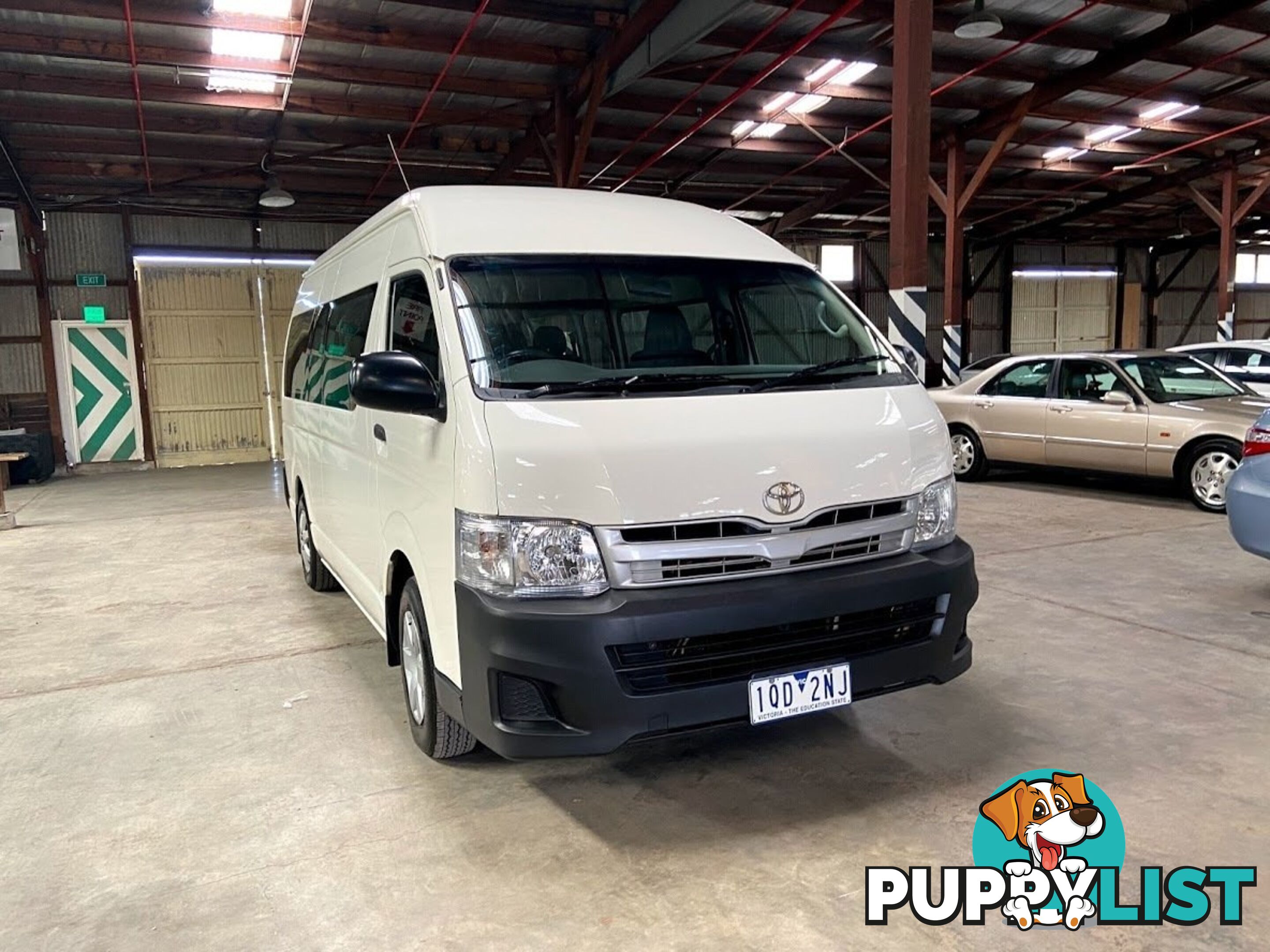 2011 TOYOTA HIACE COMMUTER KDH223R MY11 UPGRADE BUS