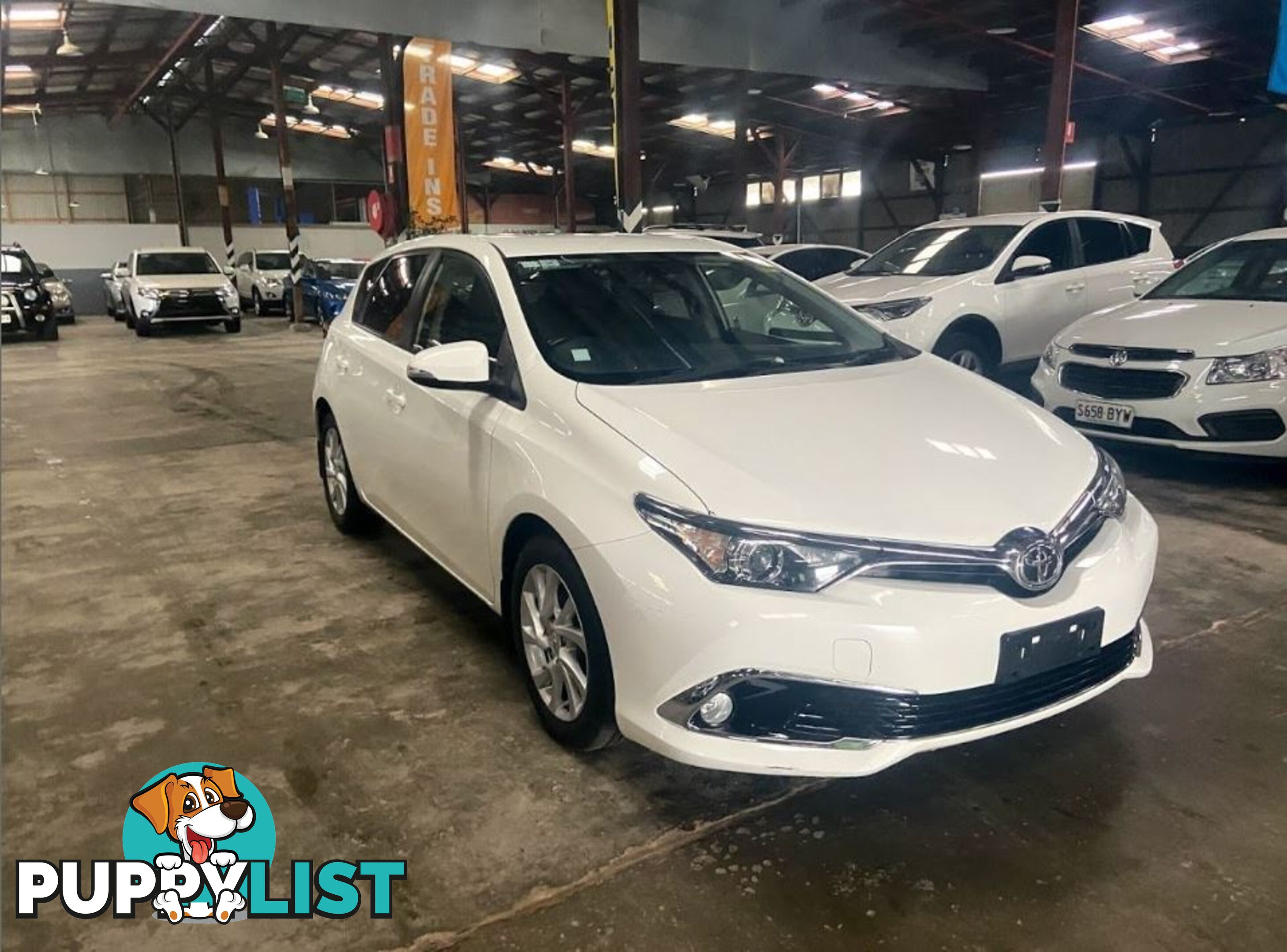 2016 TOYOTA COROLLA ASCENT SPORT ZRE182R MY15 5D HATCHBACK