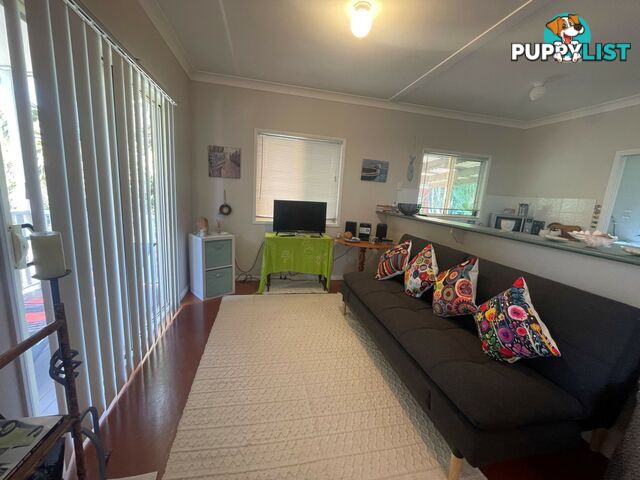 28 Francis Road MACLEAY ISLAND QLD 4184