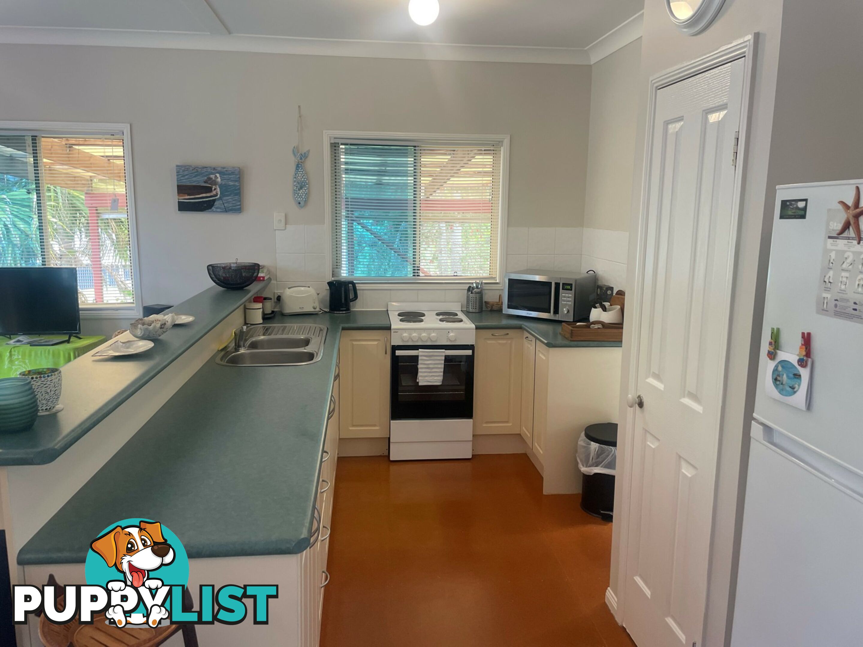 28 Francis Road MACLEAY ISLAND QLD 4184