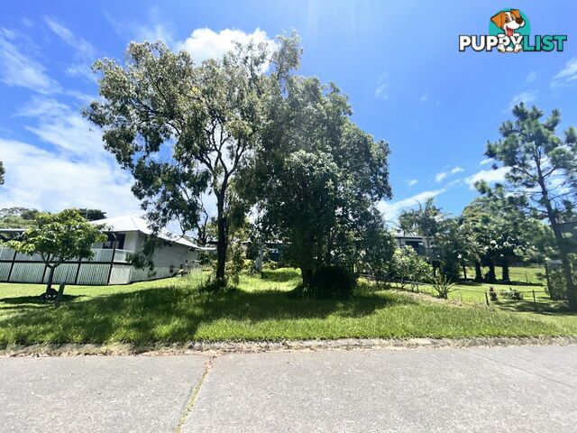 9 Mawarra Street MACLEAY ISLAND QLD 4184