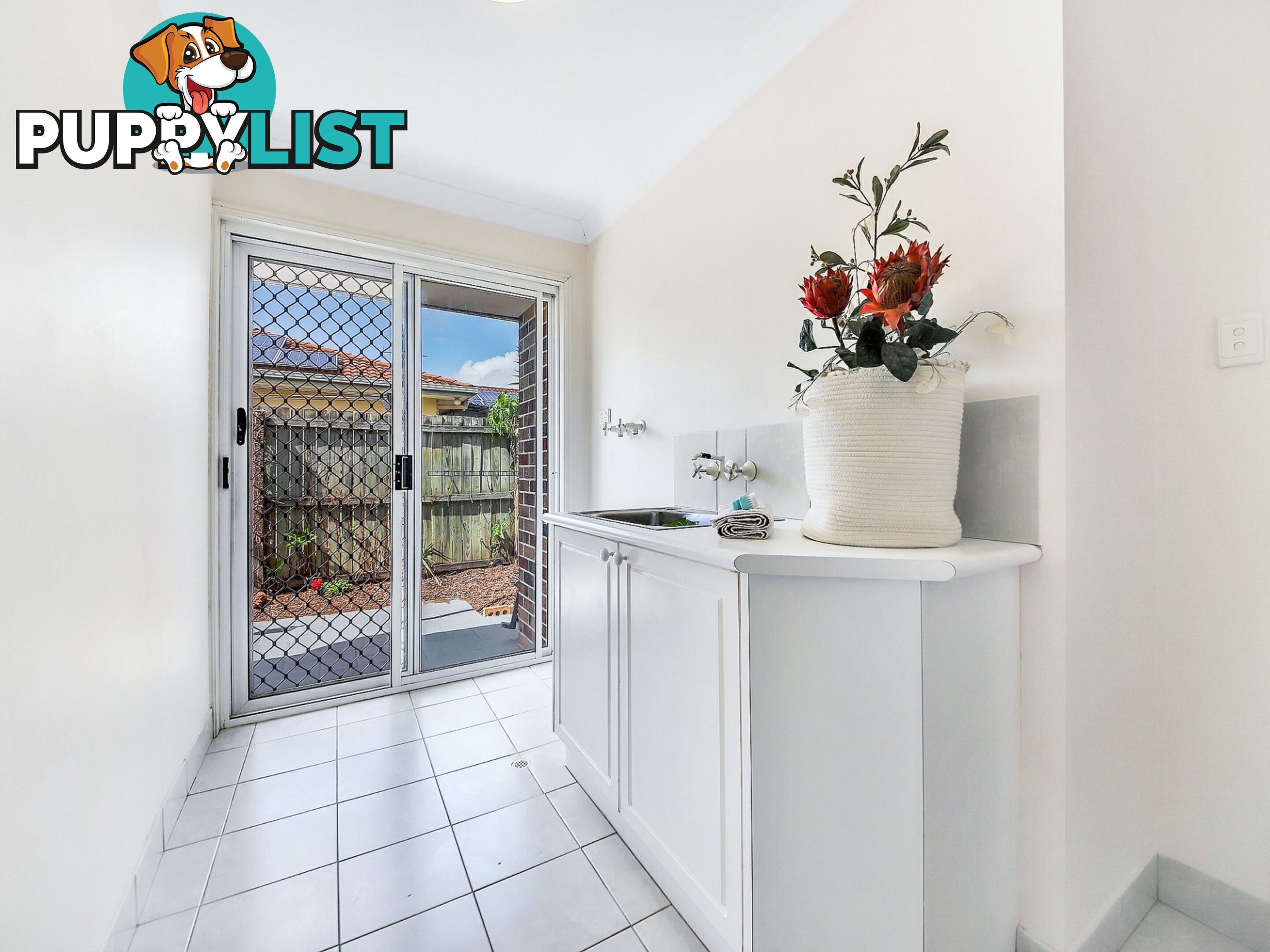 6 PINELANDS CIRCUIT REDLAND BAY QLD 4165