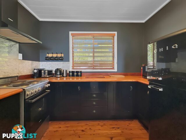 35 Jan Street MACLEAY ISLAND QLD 4184