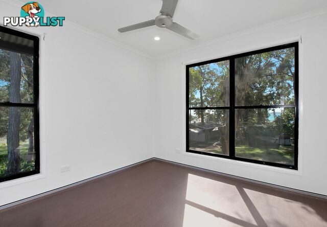 4 Ray Street MACLEAY ISLAND QLD 4184