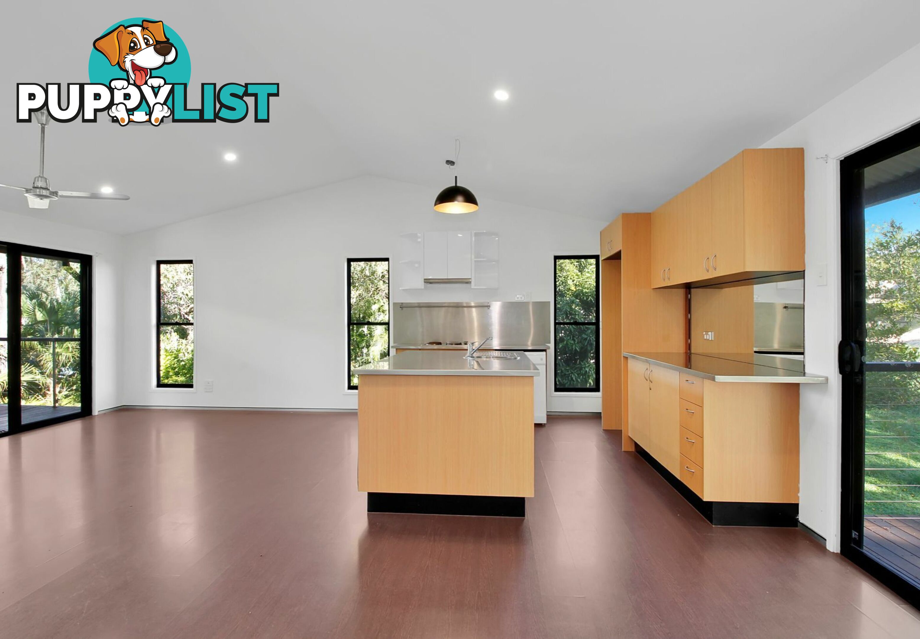 4 Ray Street MACLEAY ISLAND QLD 4184