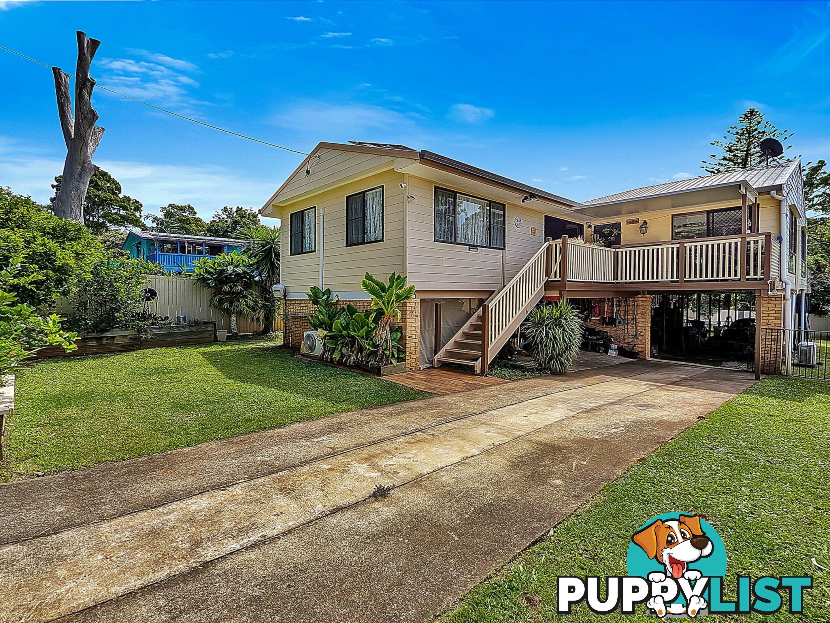 130-132 LUCAS dr LAMB ISLAND QLD 4184